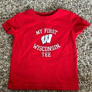 Wisconsin Badgers tshirt - 12M